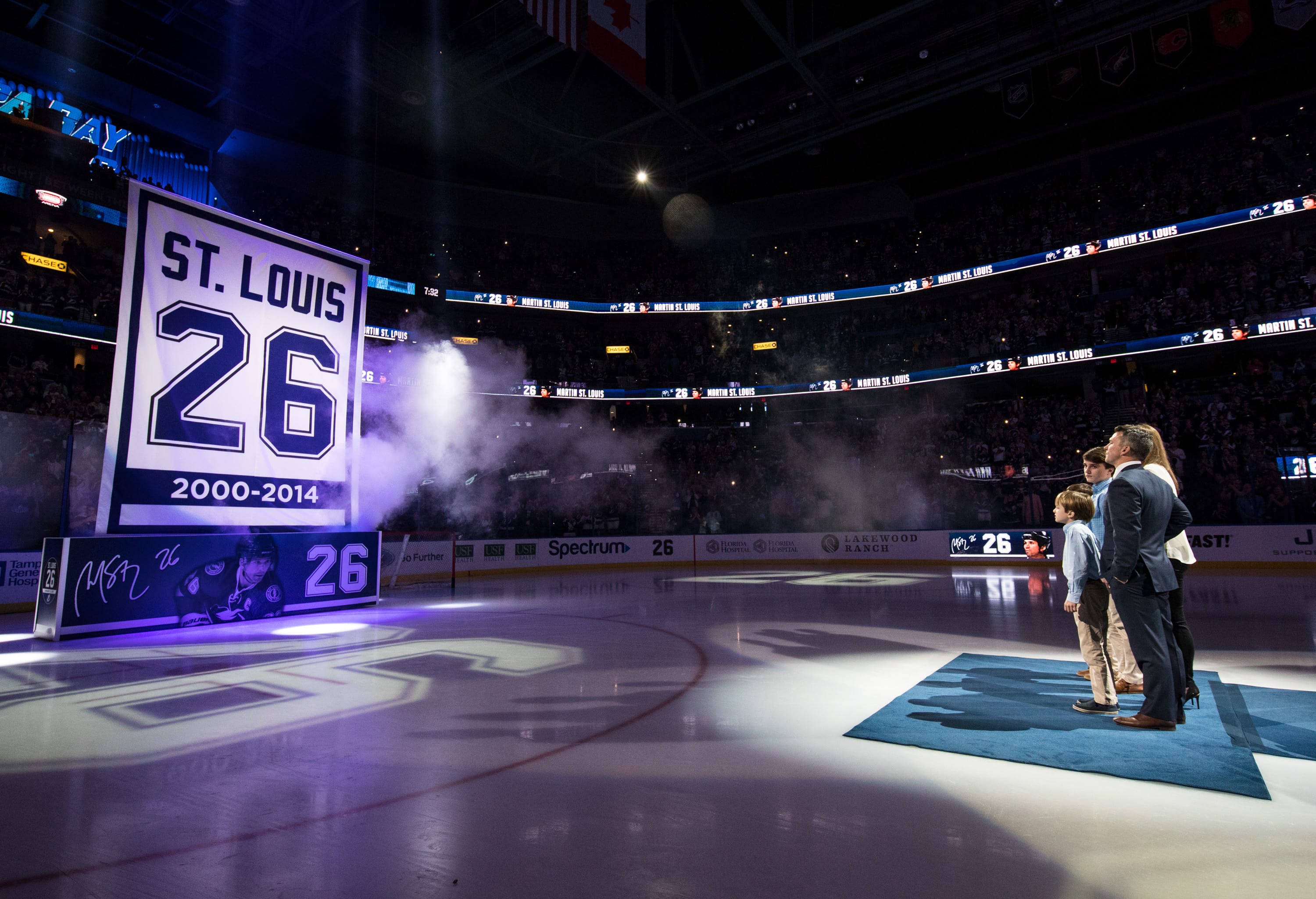 martin st louis jersey retirement